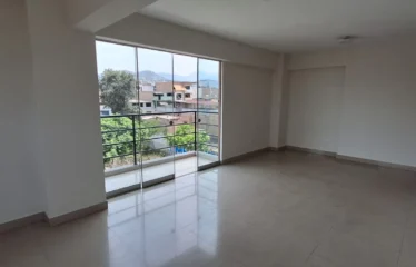 José María Vílchez – San Juan de Miraflores | Frente a parque