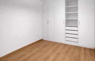 Moderno flat con terraza en el corazón de San Isidro – Zona Country Club